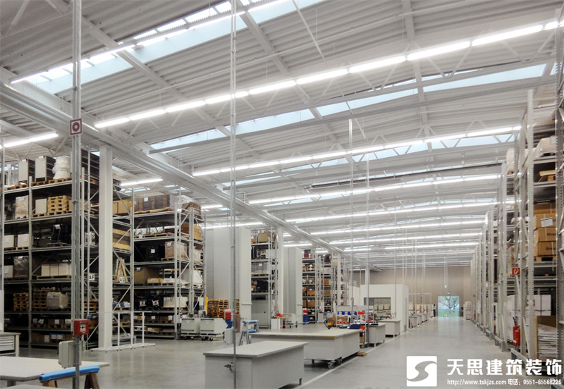 <a href=http://m.lxj10.cn/gccf/ target=_blank class=infotextkey>合肥廠房裝修</a>廠房設計不僅要美觀方便作業(yè)更要杜絕一切隱患