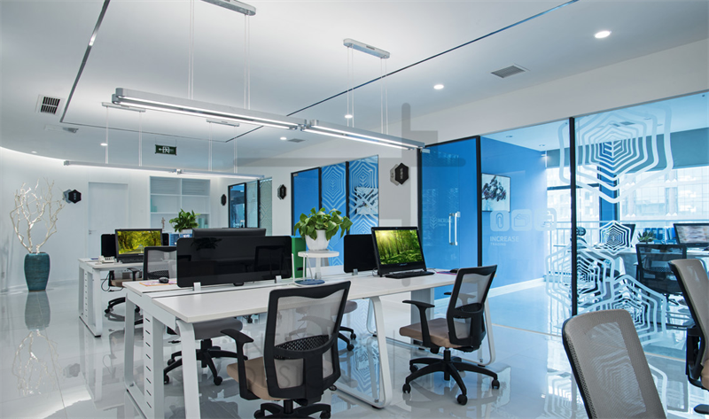 <a href=http://m.lxj10.cn/ target=_blank class=infotextkey>合肥辦公室裝修</a>怎樣實現和諧的布局設計清爽自然